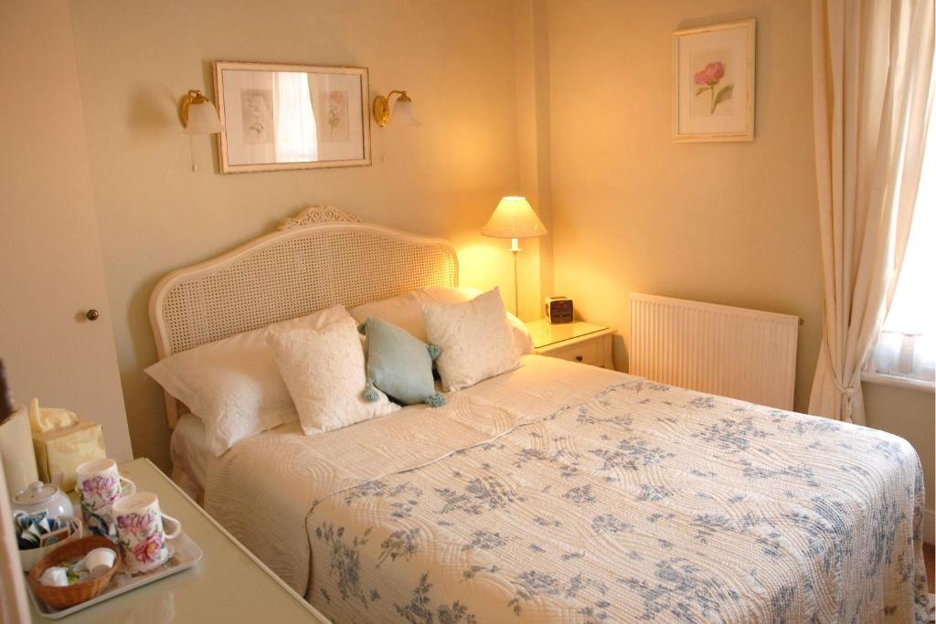 Courtland Hotel Stratford-upon-Avon Szoba fotó