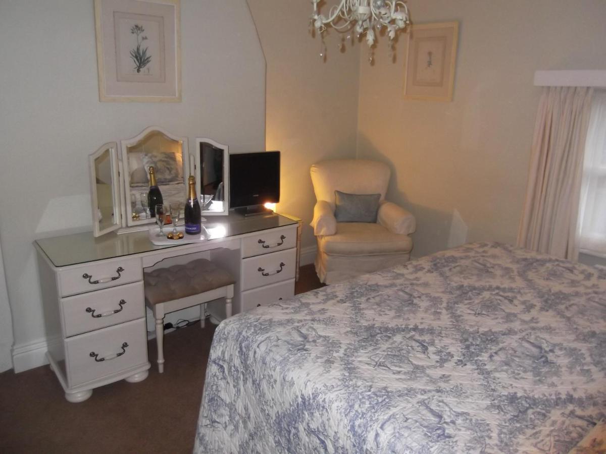 Courtland Hotel Stratford-upon-Avon Szoba fotó